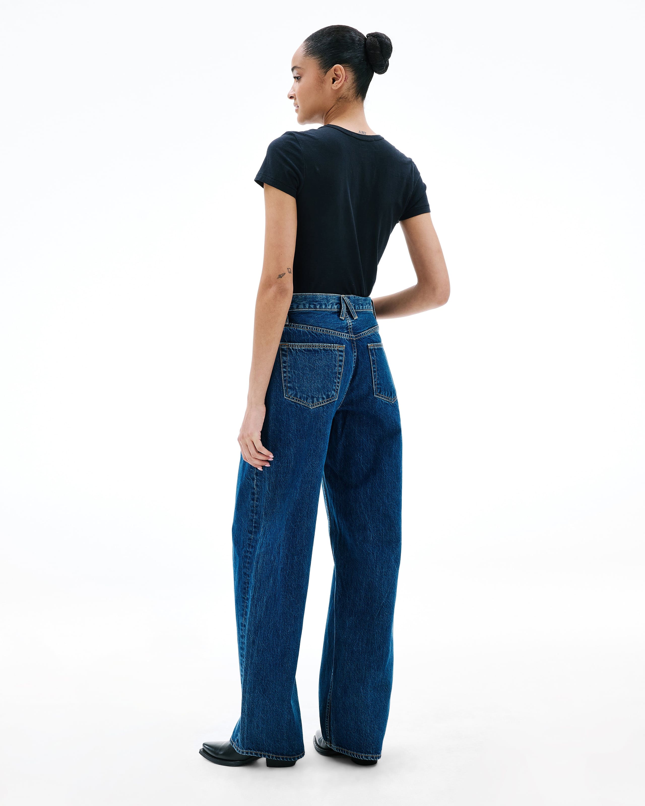 Curve Jean