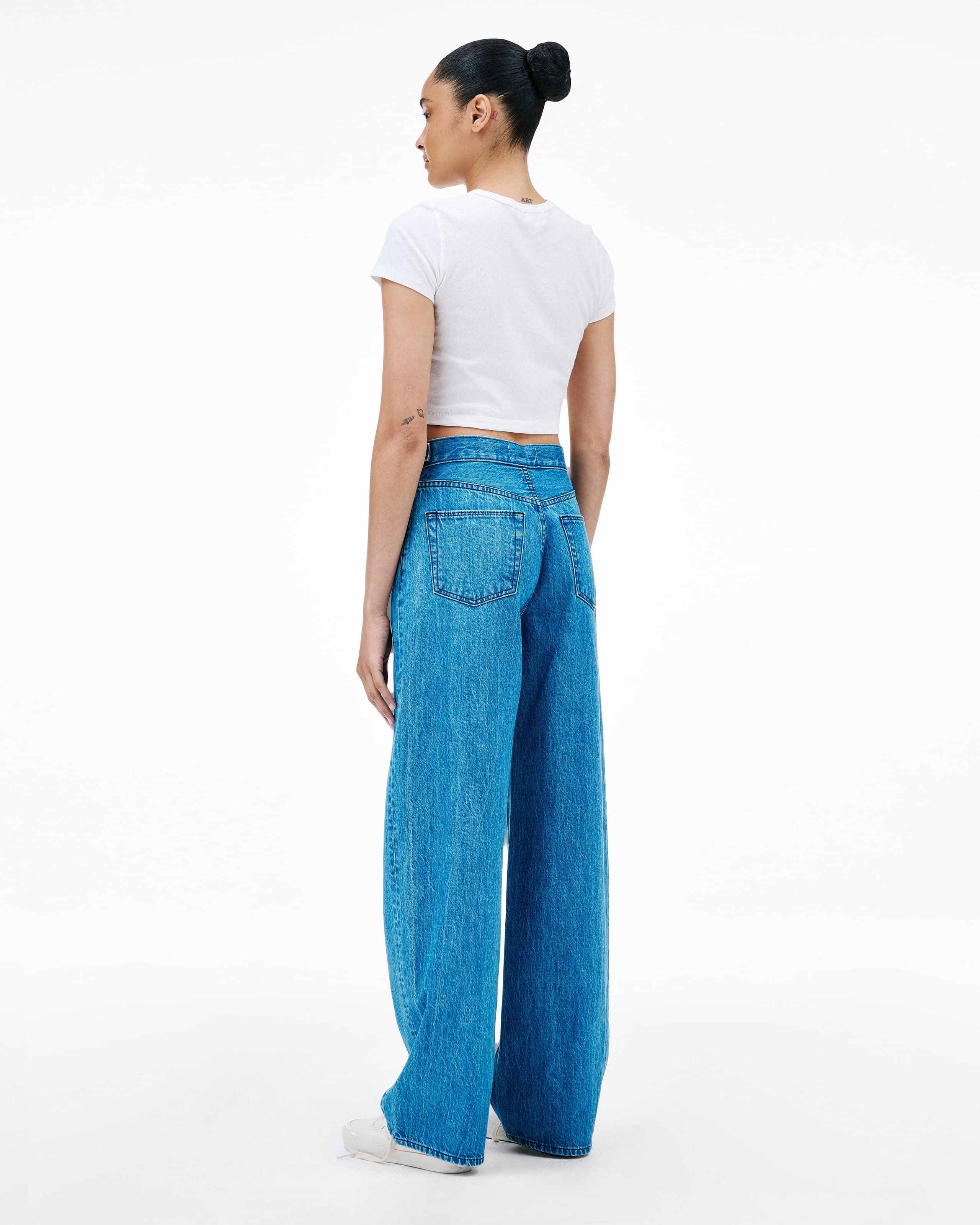 Curve Jean